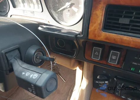 1990 Jaguar Xjs z USA, uszkodzony, nr VIN SAJNW5840LC171313